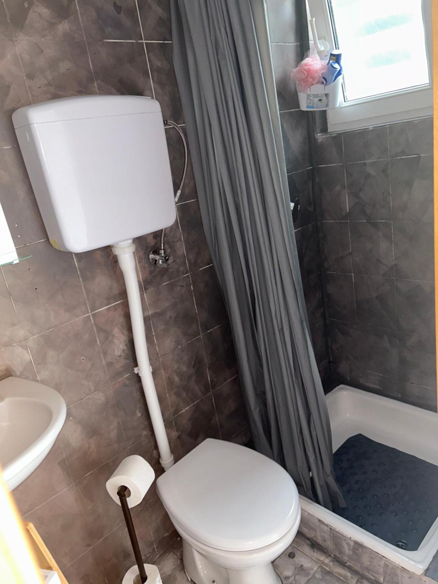 Hotel Soba Za Odmor P&E Kaštel Štafilić Esterno foto